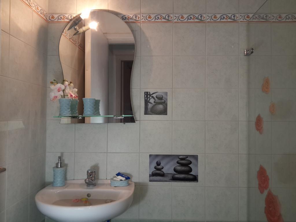 Rodon Apartments Tsoukaládhes エクステリア 写真